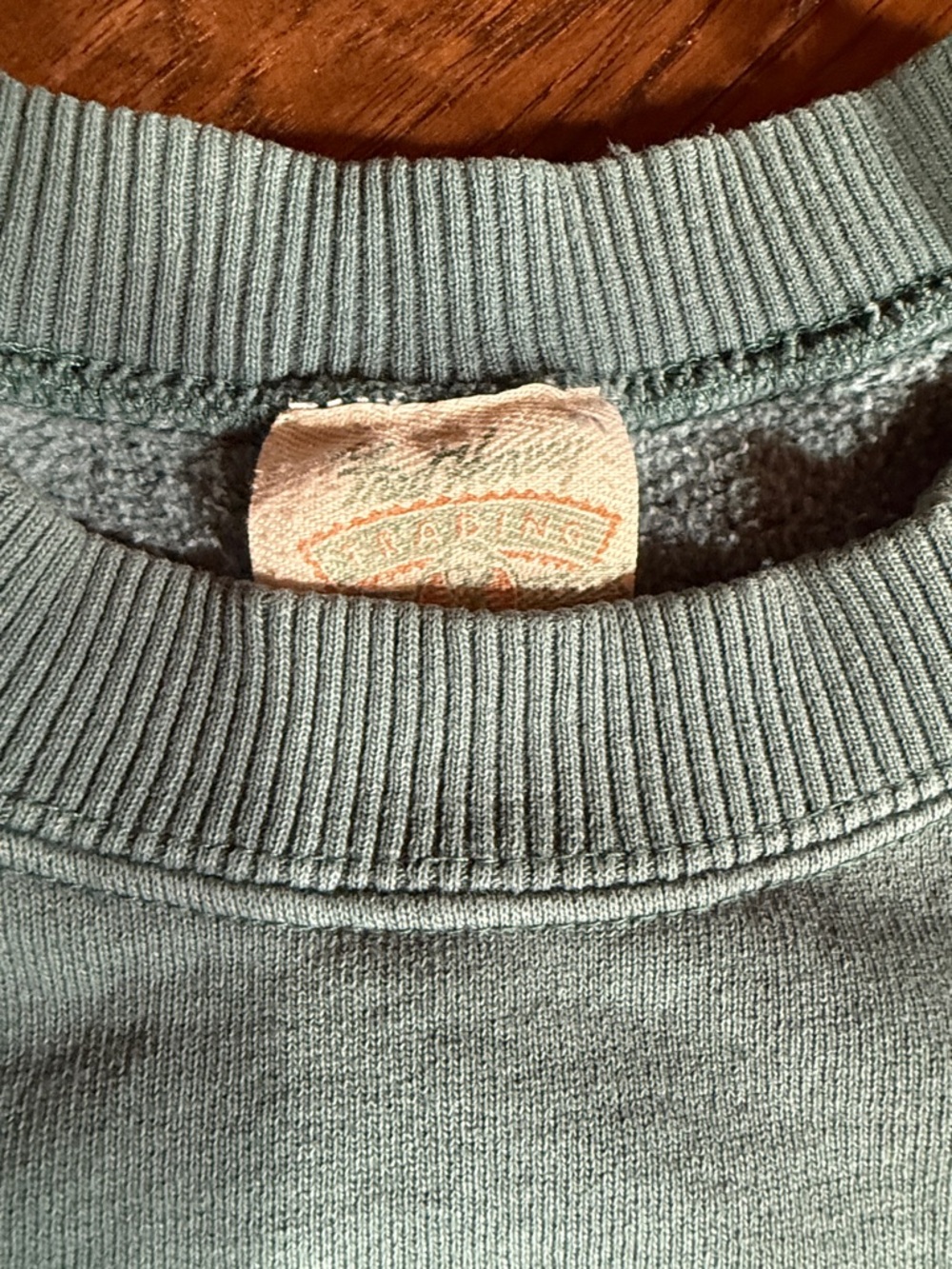 Source Unknown Teal Crewneck Yellowstone national Park Sweatshirt - Picture 3 of 3